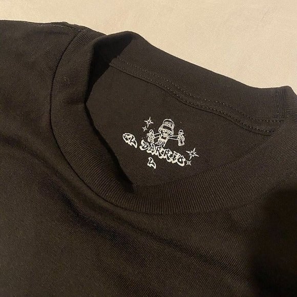 Laugh Now Cry Later Clown Face Money Bags Chicano Graffiti Art Tshirt - XL - Picture 2 of 2